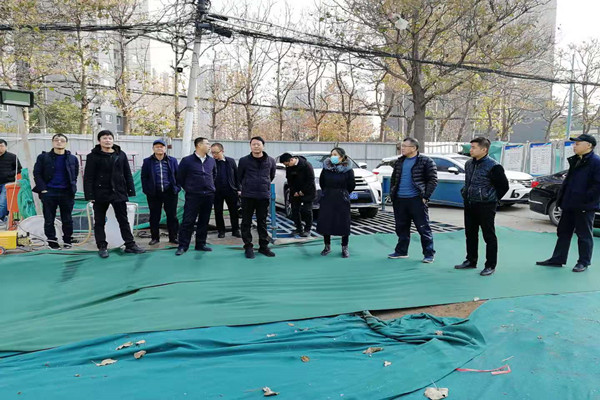 集團公司領(lǐng)導調研市政工程建設工作