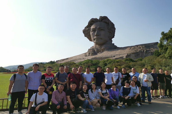 建投管線(xiàn)與戶(hù)外聯(lián)合黨支部重溫紅色記憶 、牢記使命初心