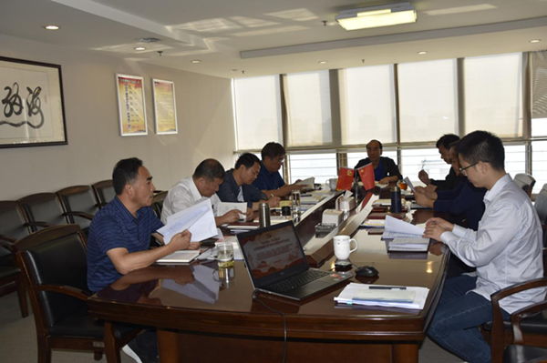 集團公司召開(kāi)“不忘初心、牢記使命”主題教育黨委理論學(xué)習中心組集中學(xué)習會(huì )議